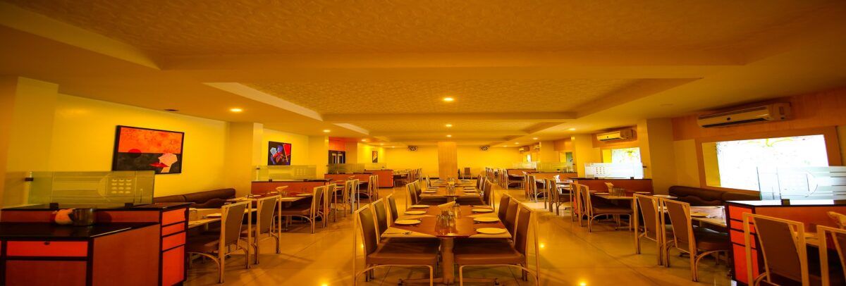 The multicuisine restaurant at Hotel Sangam, Karad